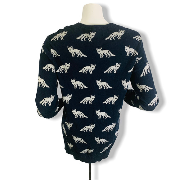 Forever 21 Men’s Coyote Print Crew Neck Sweater - Picture 3 of 8